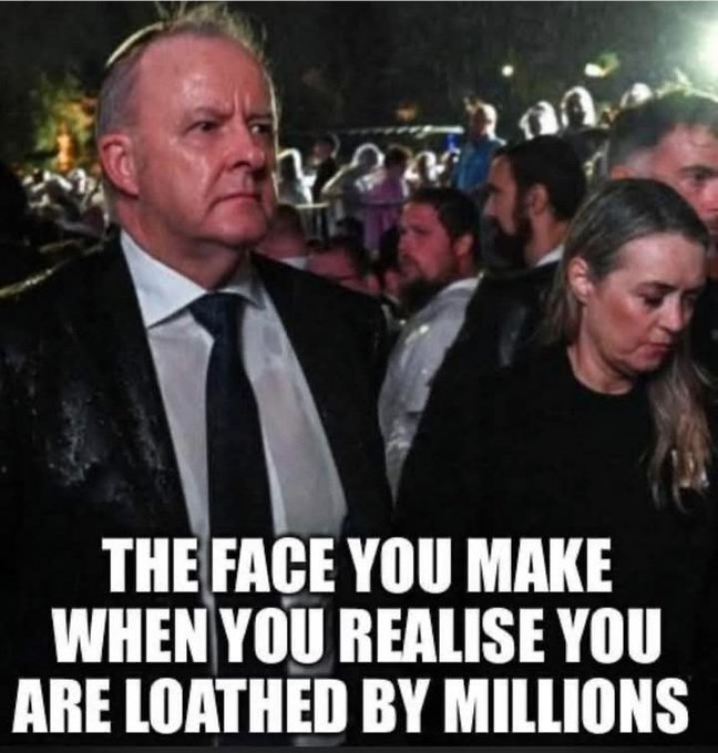 MindedPoli12476's tweet image. GIT THE FO YOU GUTLESS C##t GRACE WILL TAME THE PARRASITE??