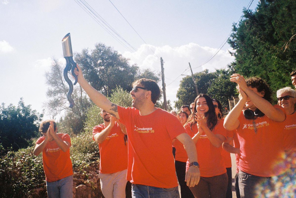 Correllengua Agermanat tweet media