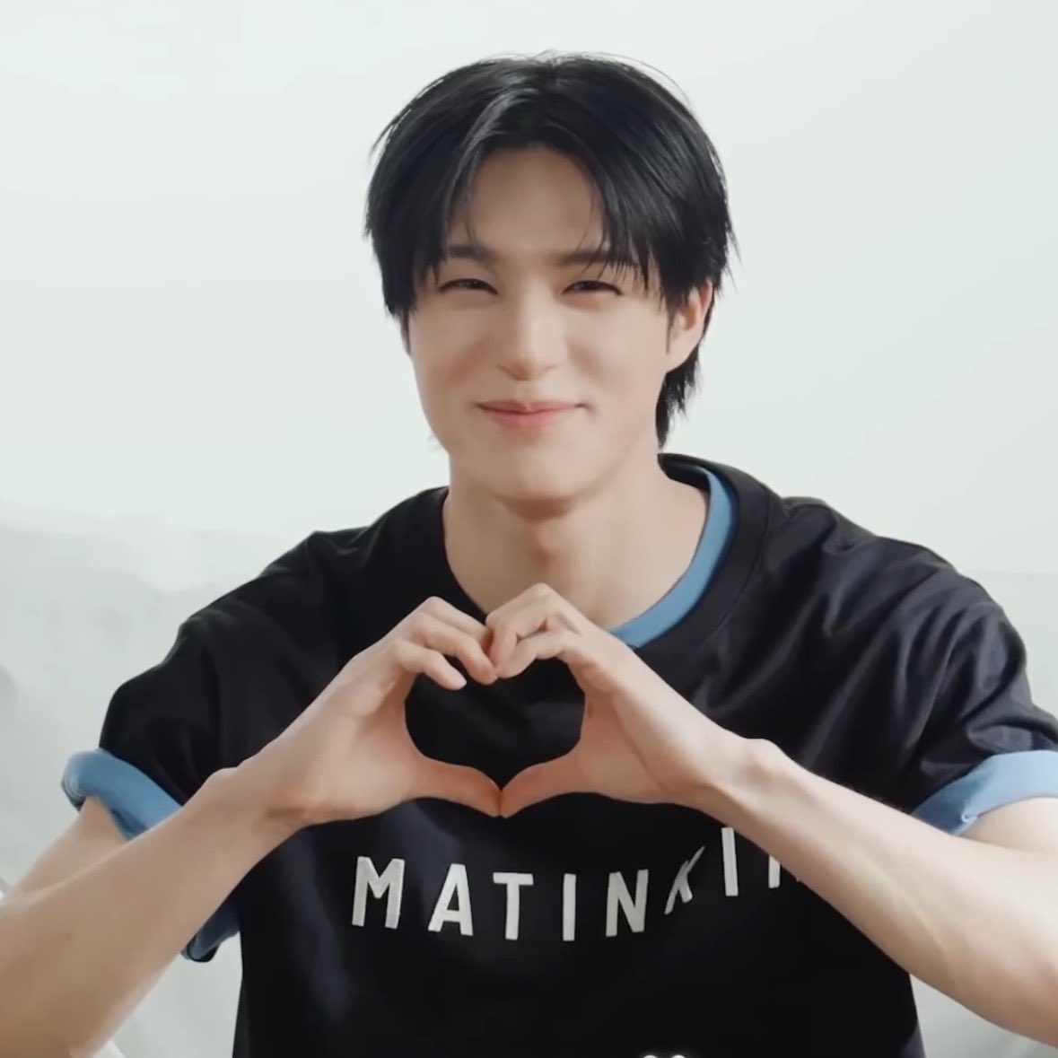 햅삐 ¨̮⋆* tweet media