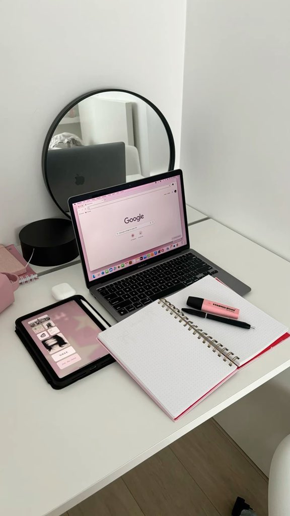 amélie tweet media