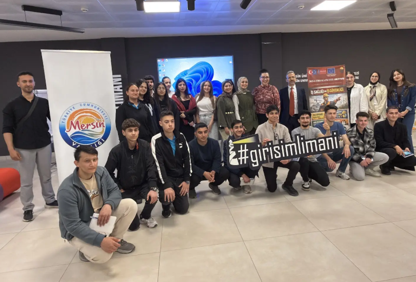 ekapder's tweet photo. @ulusalajans  ve @erasmusplus   tarafından desteklenen iş güvenliği konulu projemizin Mersin Valiliği ev sahipliğindeki yerel çalıştayı başladı.
@MersinValiligi  
@tokatvaliligi 
@GaziUniversite1 https://t.co/uKJj6TCzUq