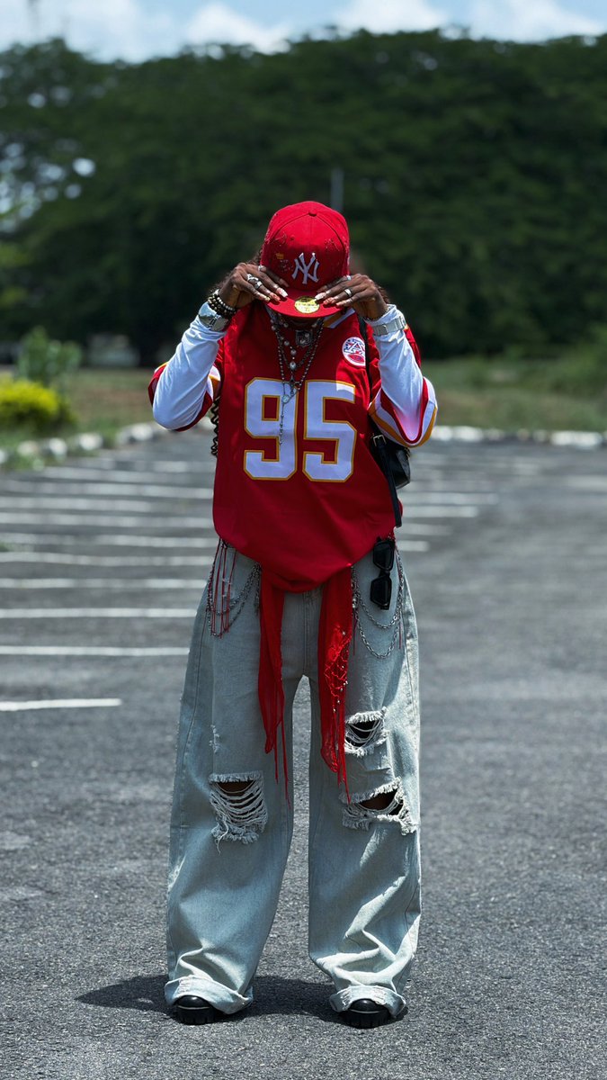 __Bottomgirl's tweet image. #FUNAABFYB26 #jerseyday