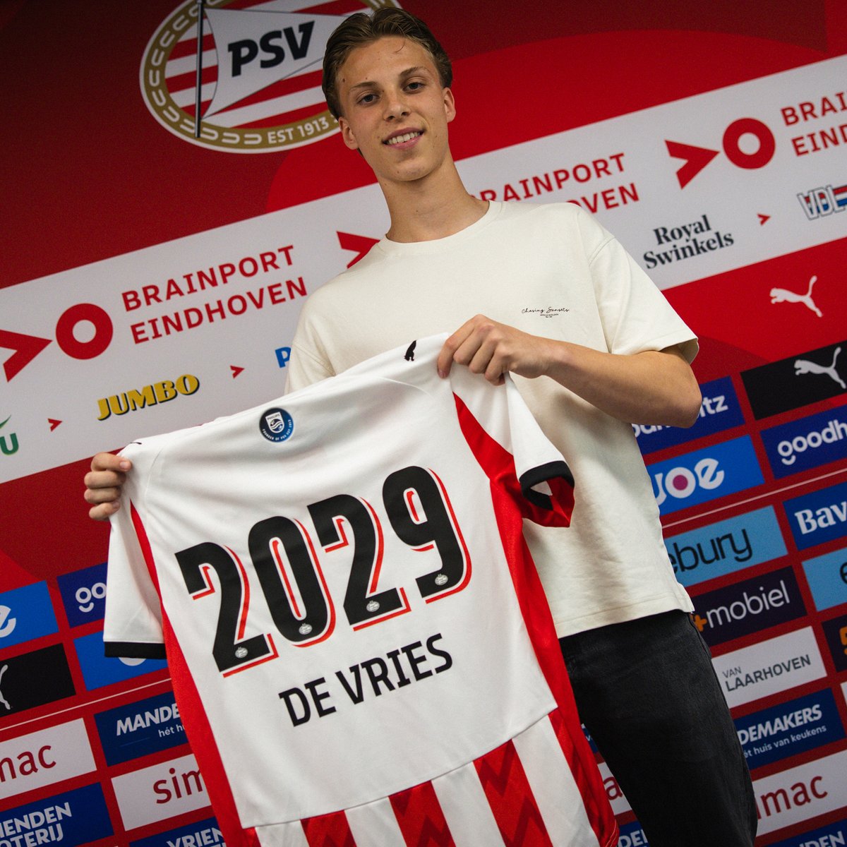 PSV tweet media
