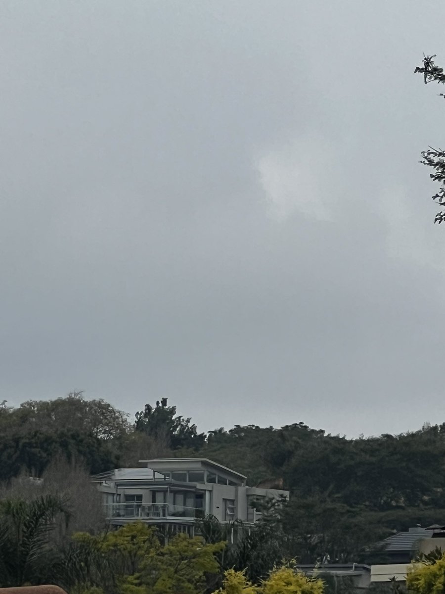 nosiirskiGio's tweet image. I can see my first ex’s home from my balcony! I’m actually about to go see his parents for coffee ☕️😆 #fridaymorning