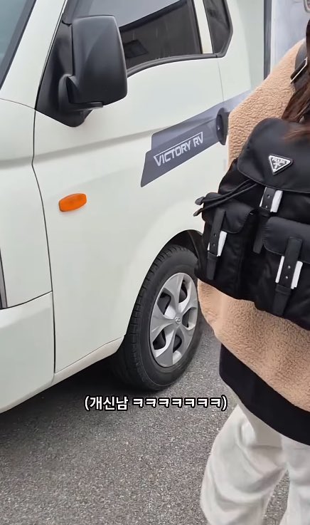 남에 갤러리 tweet media