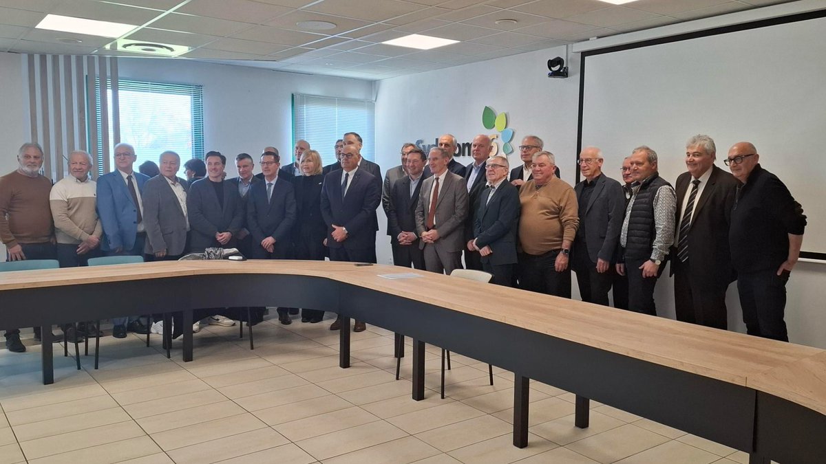 ecom_news's tweet image. 🏛️ #Occitanie : La Banque Des Territoires mobilise 2,249 Mds € en 2025 (+21 %), un niveau historique porté par l’urgence climatique et sociale. 👉 Quelles sont les priorités ? Découvrez notre interview exclusive de Patrick Martinez, directeur régional 🔗