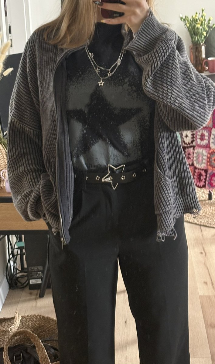 Marti • will see bmth in june tweet media