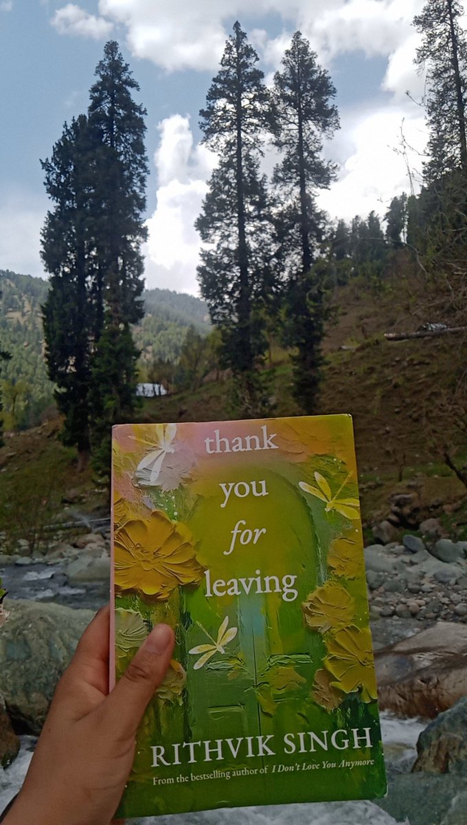 anjum__01's tweet photo. In ur absence,I found my peace🥺 https://t.co/iYMuqxKg8H