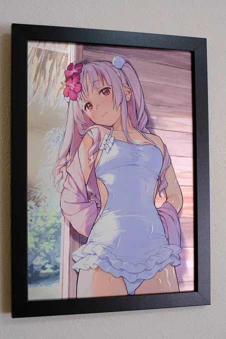 同人印刷の栄光様よりお声掛けいただき、2.5D印刷テストのイラスト提供をさせて頂きました! 完全お任せで、イラストにぴったりの加工を施してくださいました。インテリアに良すぎる
