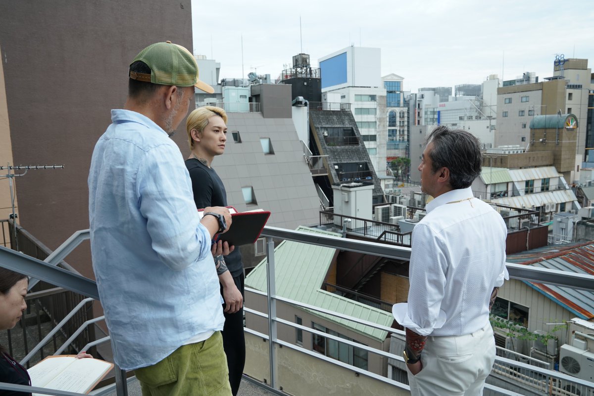 Netflix『九条の大罪』
クリエイター陣が語る創作秘話

《座談会》
真鍋昌平（原作者）
土井裕泰（監督）
根本ノンジ（脚本）
那須田淳（プロデューサー）

「放っておけない」九条（柳楽優弥）巡る
“ブロマンス”の側面
「実際の人間が演じるからこその魅力」
oricon.co.jp/news/2449544/f…

#九条の大罪