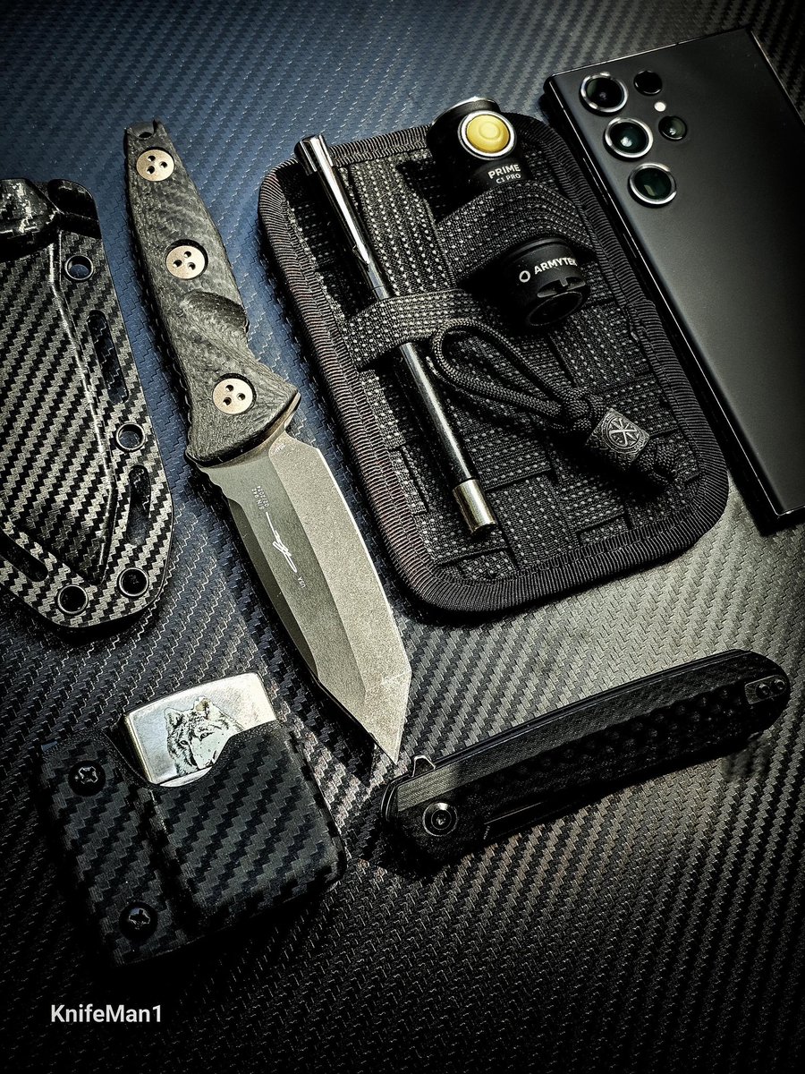 TACTICALGEEK_US's tweet image. TACTICAL_GEEK TX2 – Compact carbon-texture sheath that keeps your lighter protected and quick to grab 💨🖤 #tacticalgeek  #edcpatch  #zippolighter  #edcorganizer  #gear  #edcgear #edc #zippokydex #everydaycarry #everydaycarrys #edcpouchs #zippo #urbancarry #zippoholster