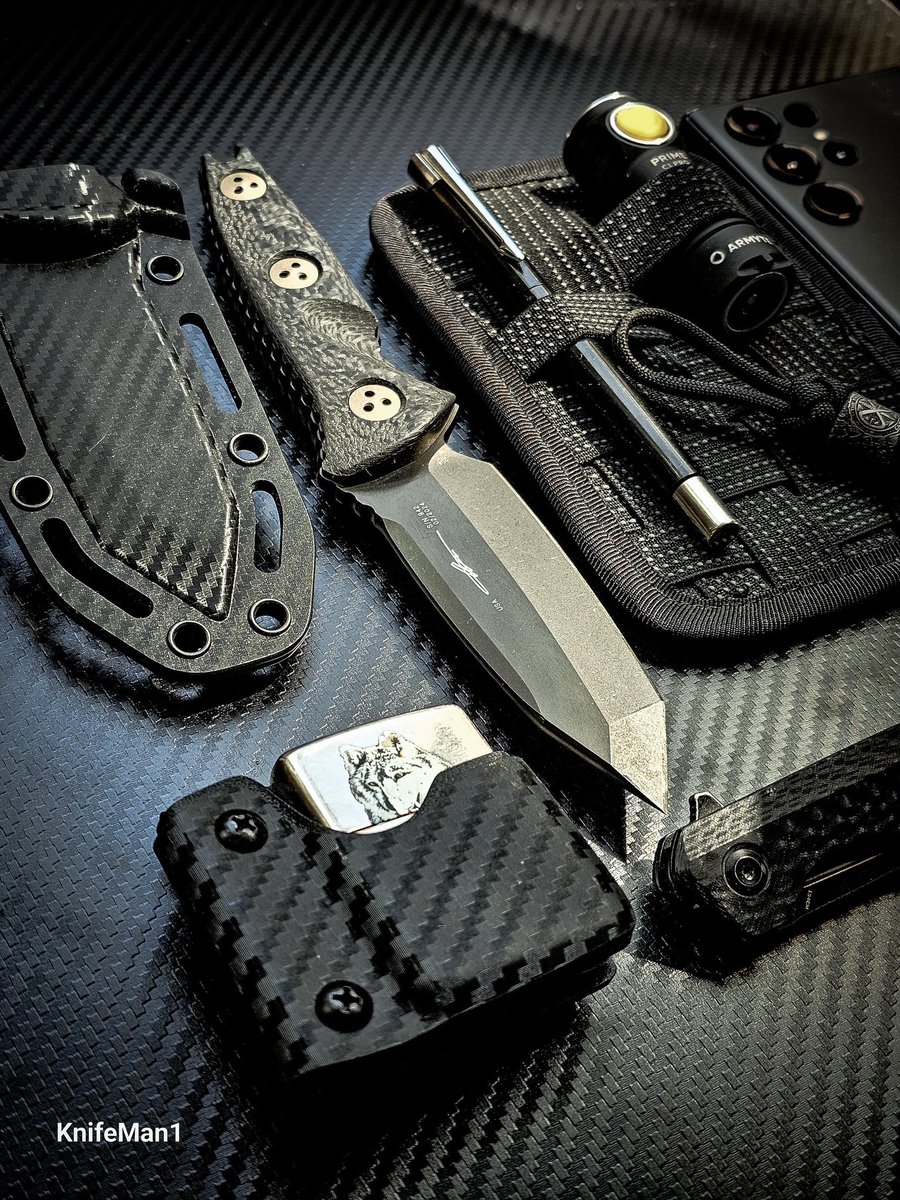 TACTICALGEEK_US's tweet image. TACTICAL_GEEK TX2 – Compact carbon-texture sheath that keeps your lighter protected and quick to grab 💨🖤 #tacticalgeek  #edcpatch  #zippolighter  #edcorganizer  #gear  #edcgear #edc #zippokydex #everydaycarry #everydaycarrys #edcpouchs #zippo #urbancarry #zippoholster