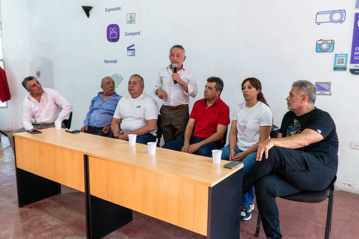 Miguel_DLV's tweet photo. Gracias Miguel, Armando, Marcelo, por compartir este espacio y fortalecer el debate político que tanto necesitamos. https://t.co/Yoj0Qshezg
