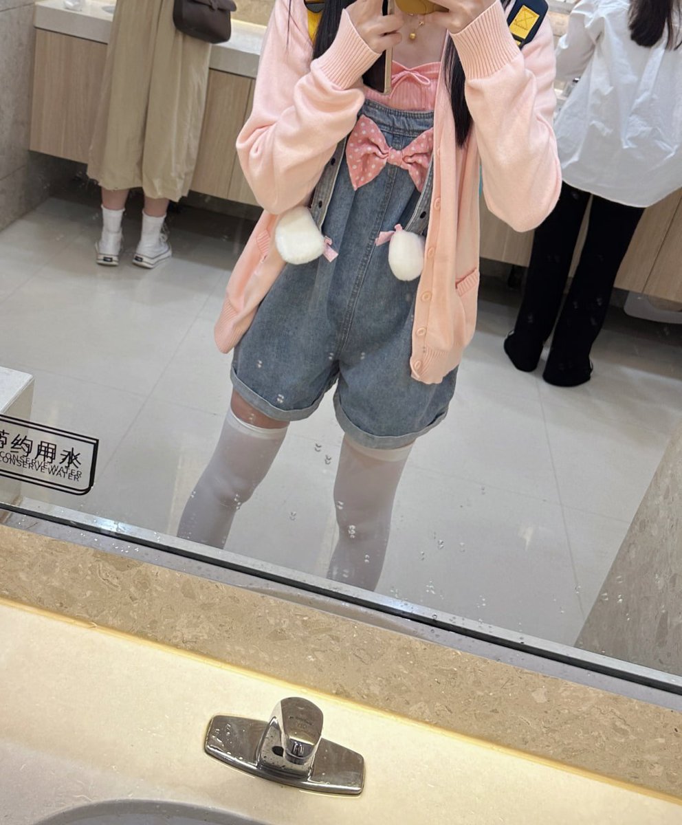 电饭老师 tweet media