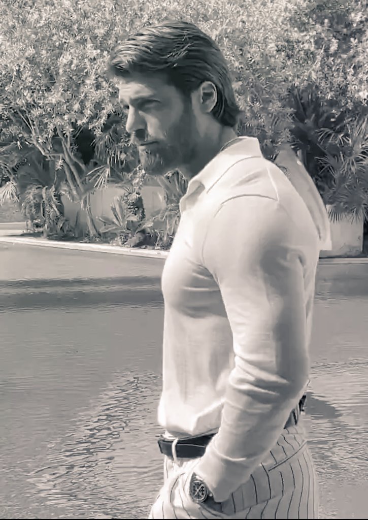 paz_cyfan tweet media