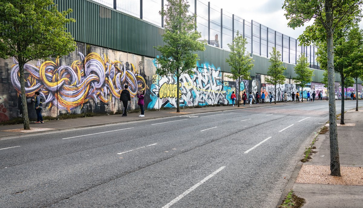 SEUPB's tweet image. Confirmed: €93,271 PEACEPLUS Change Maker funding awarded
Recipient: North #Belfast Interface Network - Peace Walls Programme 
Purpose: A structured series of workshops, facilitated conversations and shared visits for communities living in #interface areas. The programme