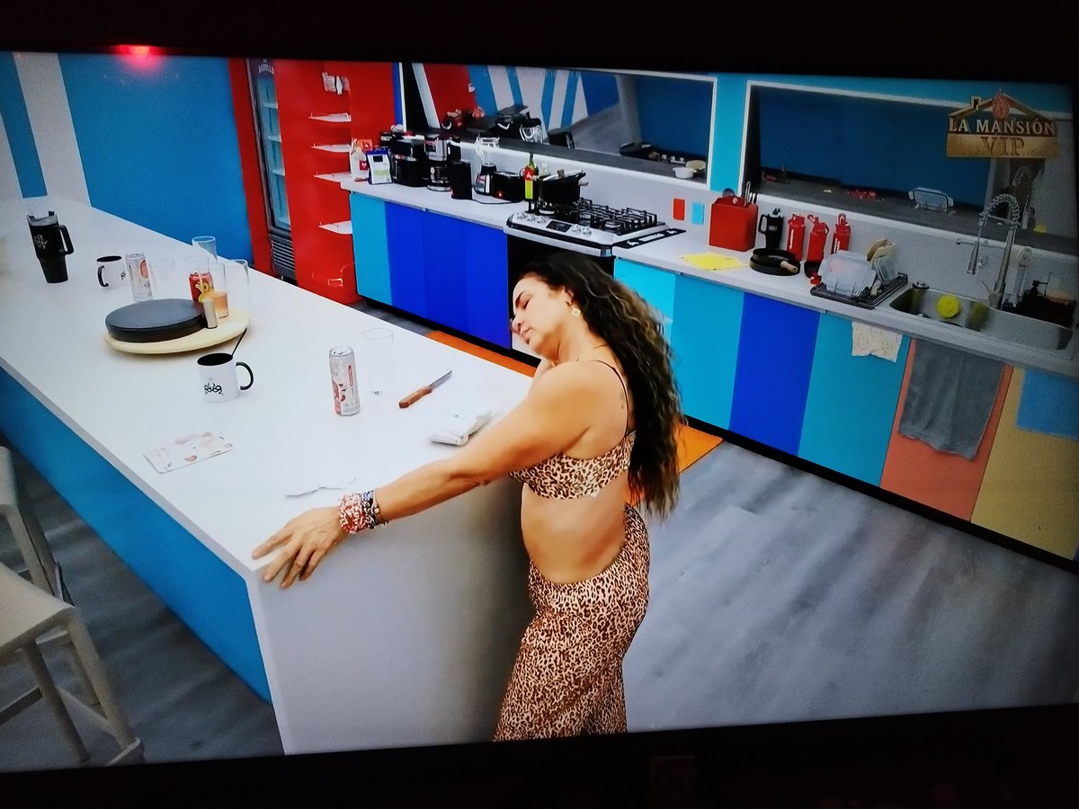 OSWALDO LURRODRI🌶️ tweet media