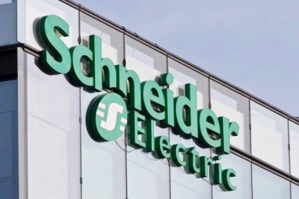 EPRmagazine's tweet image. 𝗦𝗰𝗵𝗻𝗲𝗶𝗱𝗲𝗿 𝗰𝗼𝗹𝗹𝗮𝗯𝗼𝗿𝗮𝘁𝗲𝘀 𝘄𝗶𝘁𝗵 𝗠𝗶𝗰𝗿𝗼𝘀𝗼𝗳𝘁 𝗳𝗼𝗿 𝗶𝗻𝗱𝘂𝘀𝘁𝗿𝗶𝗮𝗹 𝗮𝘂𝘁𝗼𝗺𝗮𝘁𝗶𝗼𝗻 

Read more : eprmagazine.com/news/schneider…

#IndustrialAutomation #GreenHydrogen #SmartManufacturing #AutonomousSystems