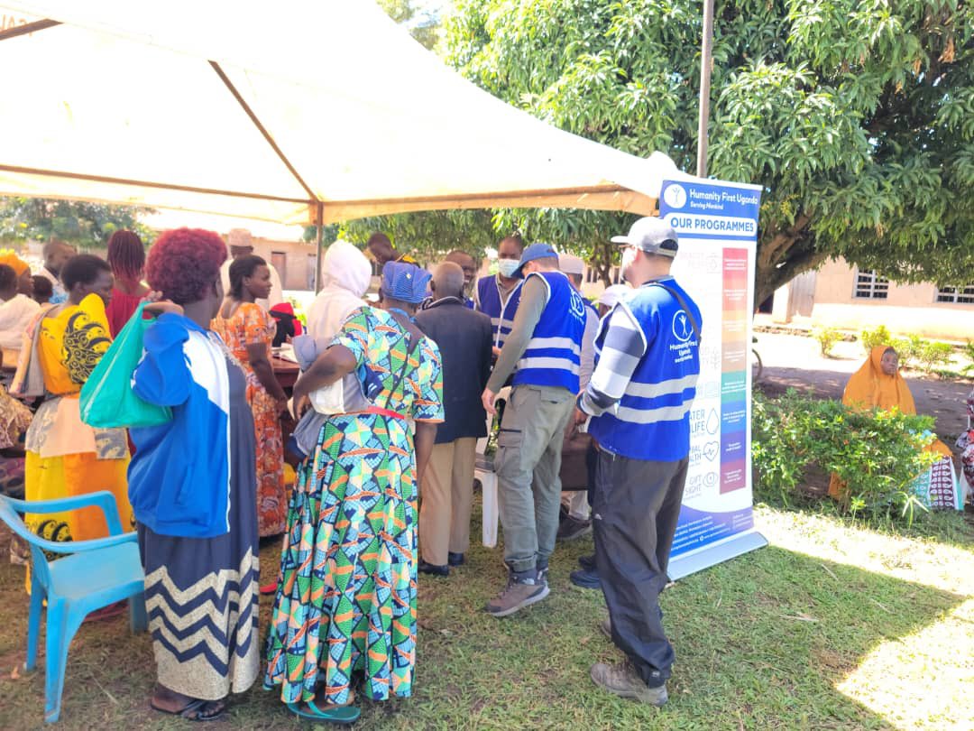 HFI1995's tweet image. Across Sub-Saharan #Africa, HF runs free #medical outreach clinics to detect issues early and refer patients who seldom see a doctor for #treatment