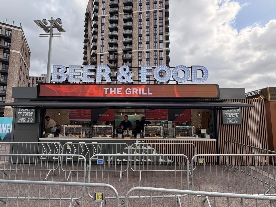 shadesofcomfort's tweet photo. Proud to supply #retractableawnings for premium kiosks by JGB Engineering.
From The Grill & The Greek to Guinness Bar & Costa Coffee, our #awnings create practical, comfortable event serving spaces.
Thanks to #JGBEngineering for their continued trust ๐ค
#EventSolutions https://t.co/wqFiQWPp3T