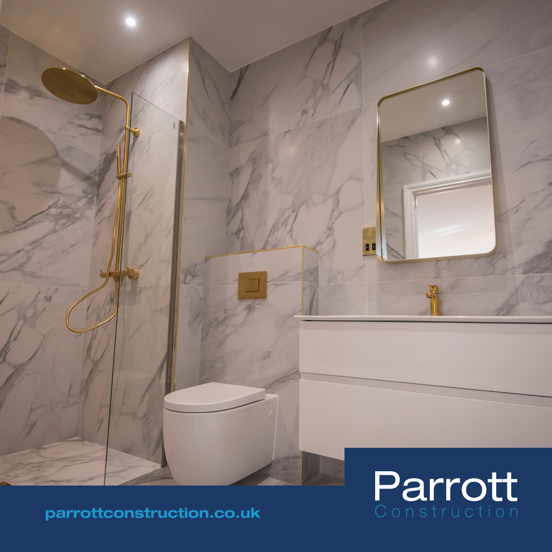 ParrottBuilders's tweet image. We’ve successfully handed over a £1.1m high-spec domestic extension &amp;amp; refurbishment project in Graveley.

Works included an extension, new roof with PV, kitchen &amp;amp; bathrooms, full M&amp;amp;E replacement, plant room, battery storage, and premium internal finishes.

#Refurbishment