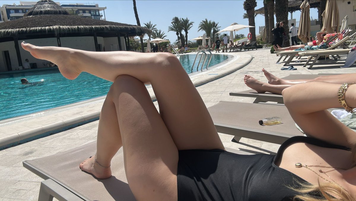 Royale Linea tweet media