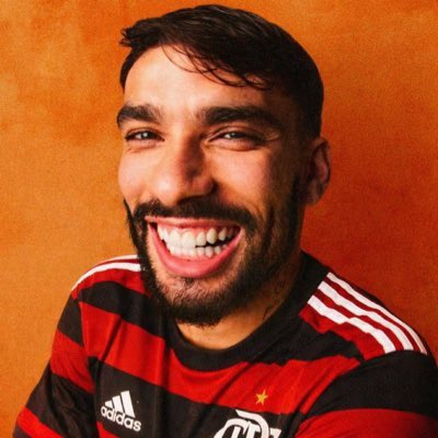 Quando o Flamengo ganha, eu dou bom dia até pras plantas 😁😁