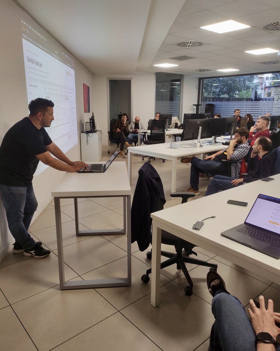 Sourcesense tweet media