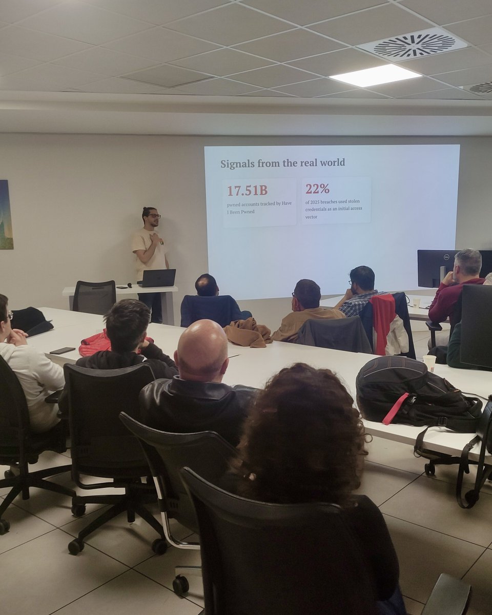 Sourcesense tweet media