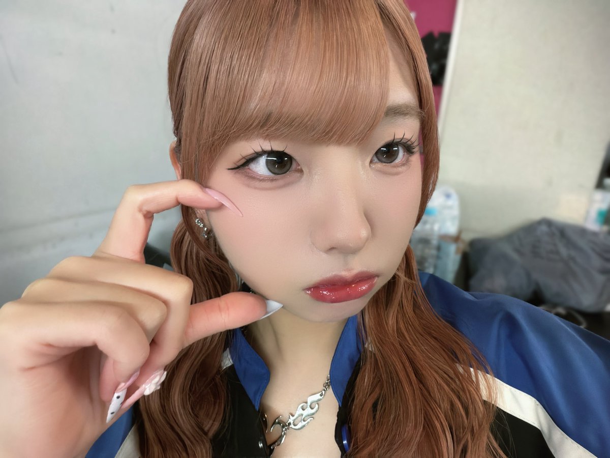 Hina (JINKS) tweet media