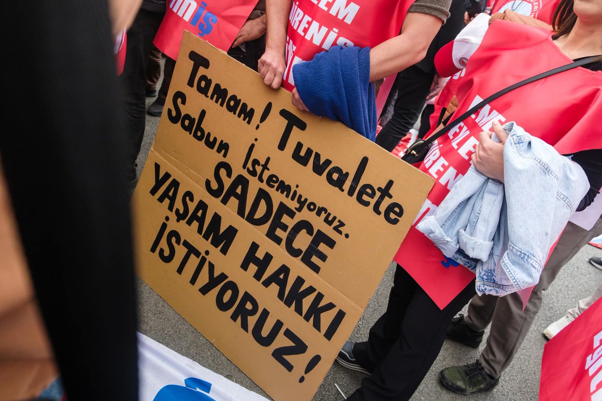 blntmtn's tweet photo. #OkullardaKatliamaHayır https://t.co/eyHwwKcMFK