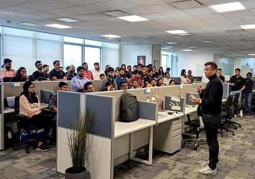 InvGurInd's tweet image. Aurionpro Solutions moves up on launching AI-native trade finance platform 'Fintra'

investmentguruindia.com/newsdetail/aur…

#ITSector #Industry @aurionpro  #Investmentguruindia
