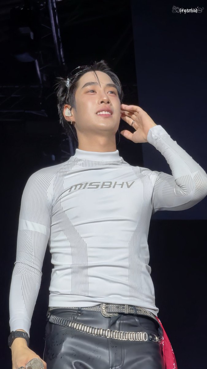 มายด์เกิร์ลเป็นอากาเซ่ติดฝน🐥☔️ tweet media