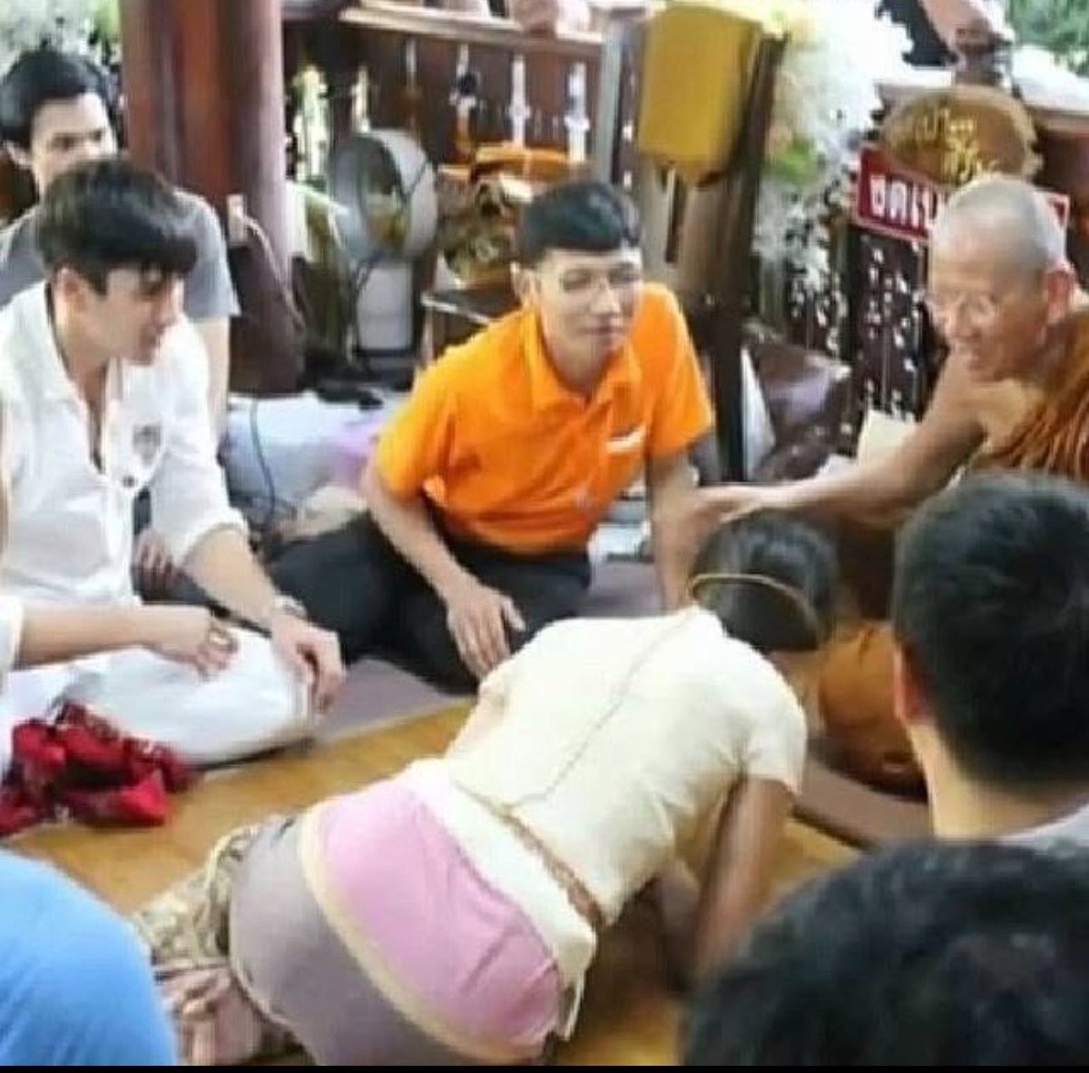 정국이 위스키 🐰🥃 tweet media