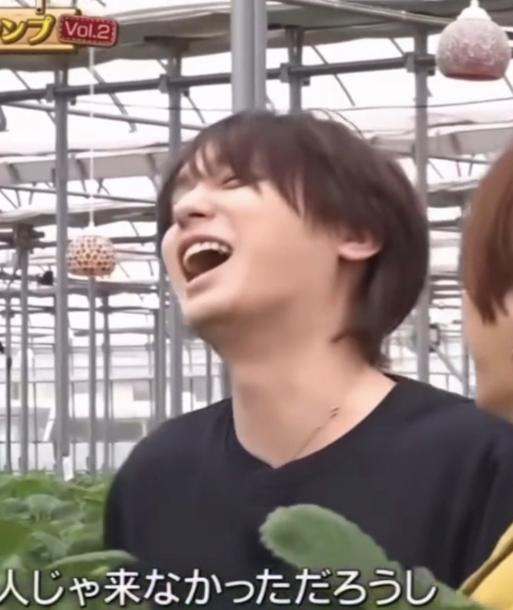 告白し合ってるの可愛すぎて見逃してたけどネックレスの留め具前に来てるじゃないか…！我得