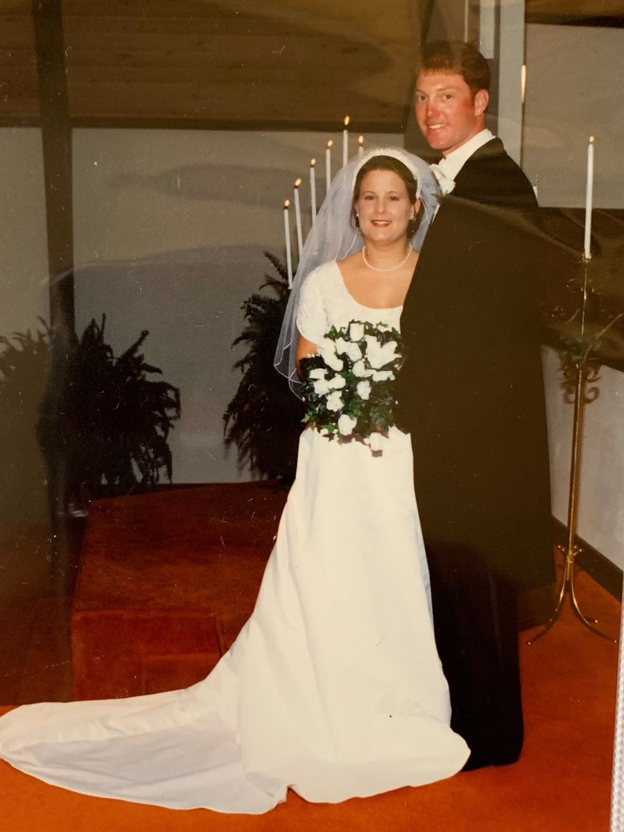 riverclubsuper's tweet image. Happy Anniversary to my beautiful loving wife! Hard to believe it’s been 27 years! #GodisGood