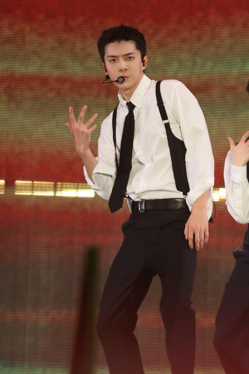 SeeHunbook tweet media