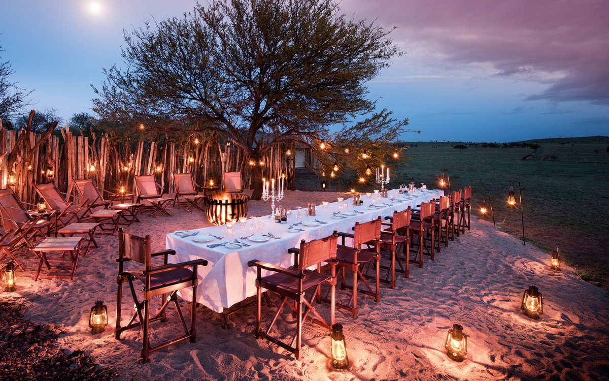 BontelSafaris's tweet image. Golden light, endless plains &amp;amp; pure serenity 🌅One Nature Nyaruswiga in the heart of the Serengeti redefines safari luxury — private decks, outdoor tubs &amp;amp; front-row seats to the Great Migration. #Serengeti