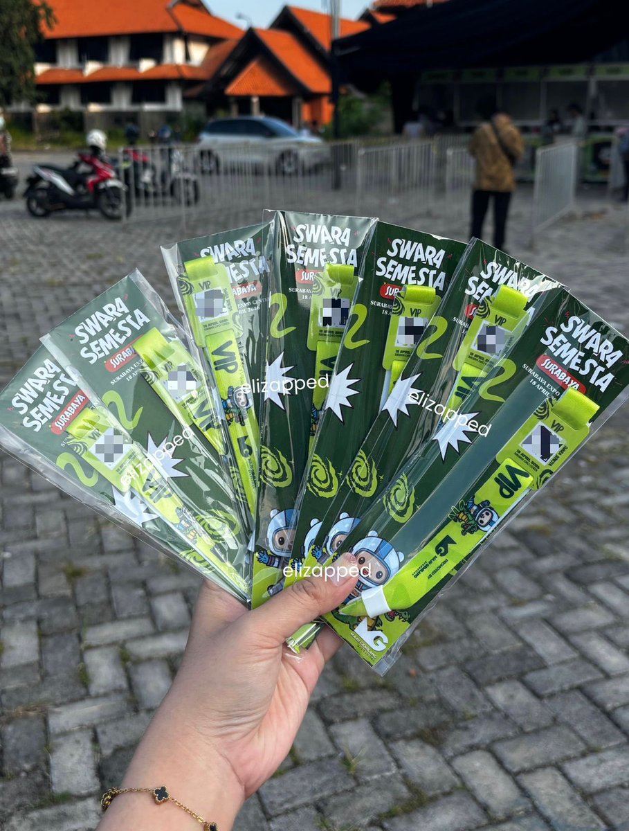 Elizabeth tweet media