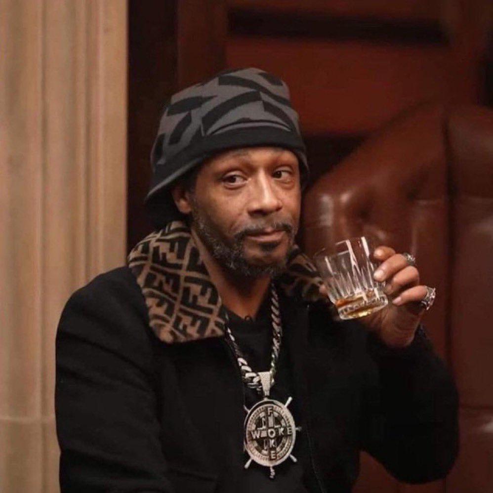 Papa Lebo 💫 tweet media