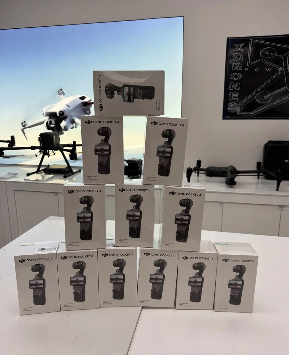 PreFlyTech's tweet photo. Are you satisfied with the Pocket 4 you received?

#dji #pocket4 https://t.co/xXHoMH6H9V