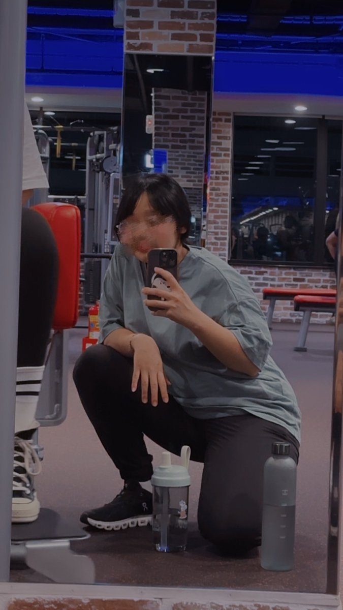 小餅乾 tweet media