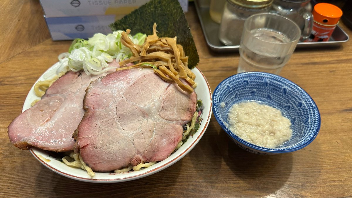 デストロイ内藤 tweet media