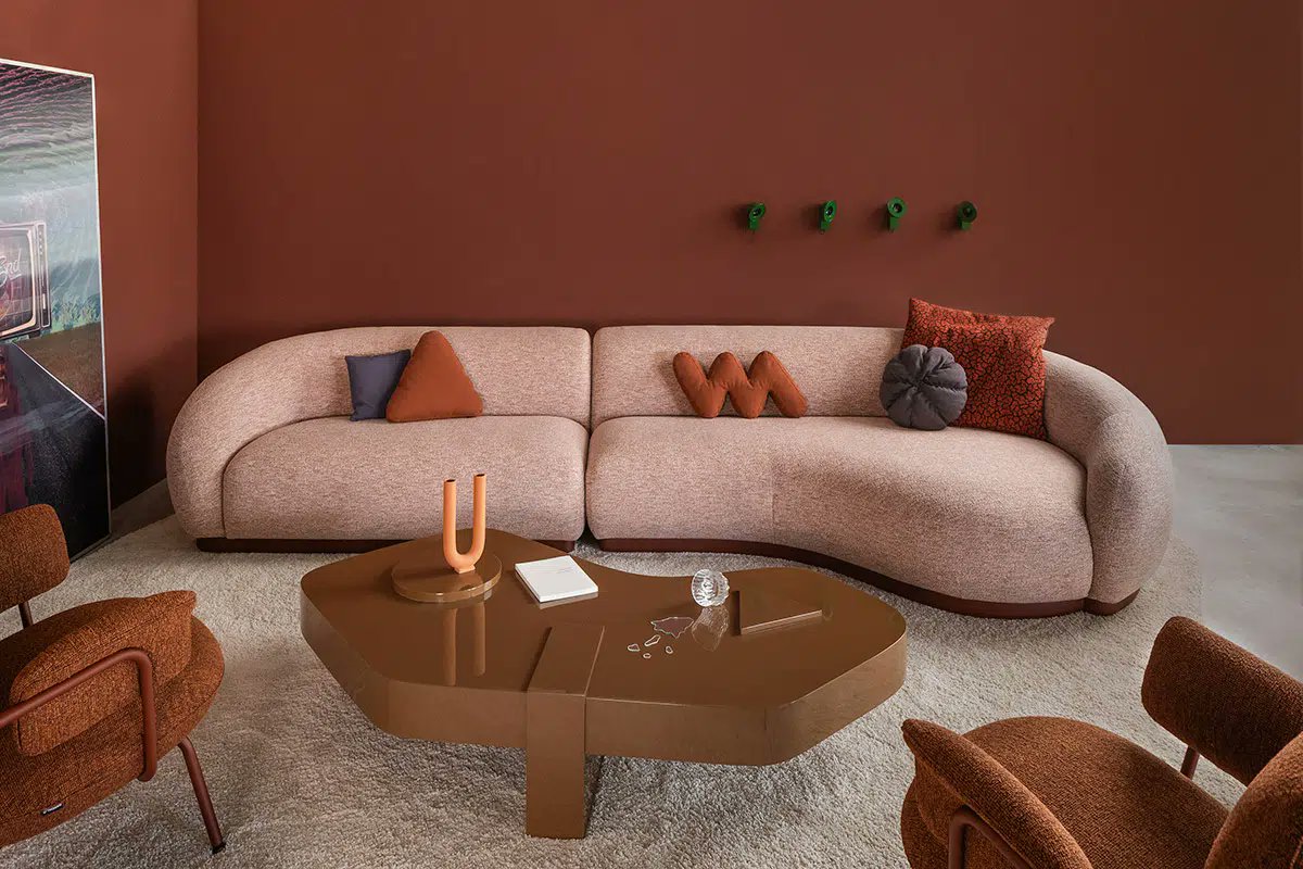 Dynamic_CF's tweet photo. Meet Vesta — a modular system bringing softness and calm to hospitality and commercial spaces. Flexible layouts, long‑lasting comfort, a sculptural plinth, and full upholstery freedom. A system that adapts. A design that elevates.
#HospitalityDesign #CommercialInteriors #Modular https://t.co/253gZOvRkP