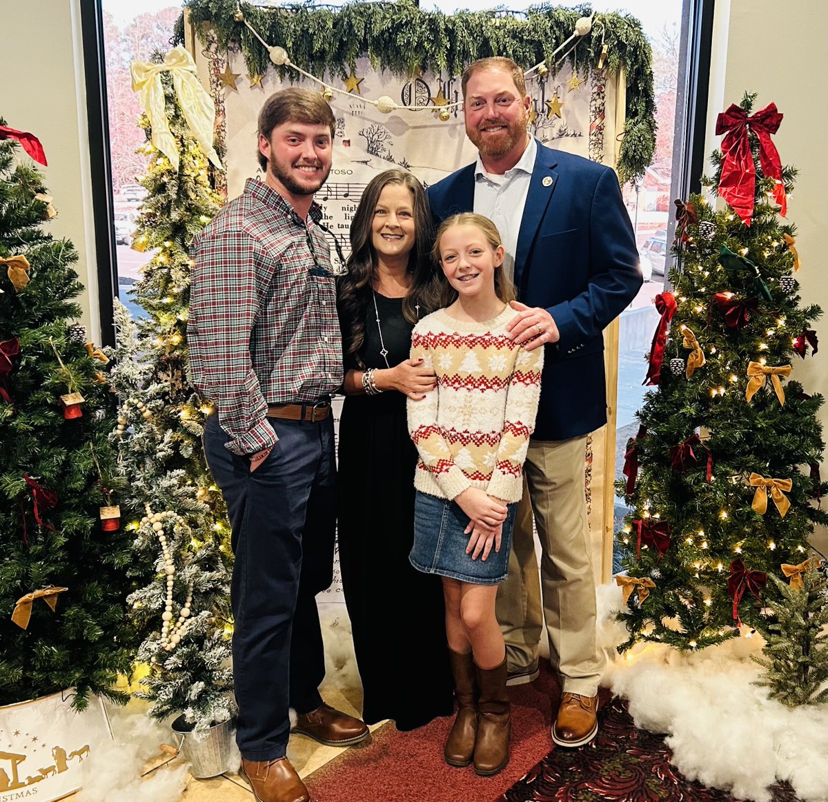 riverclubsuper's tweet image. Happy Anniversary to my beautiful loving wife! Hard to believe it’s been 27 years! #GodisGood