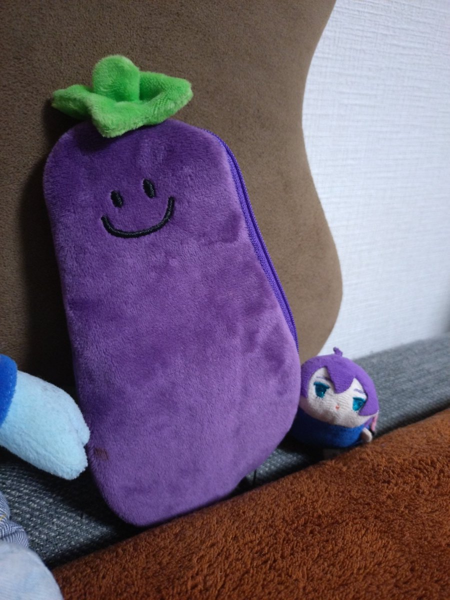 PrimsMochis's tweet photo. #なすびの日
うたまる「きょはなすびのひもちゃ！🍆」 https://t.co/keZwiwKUGp