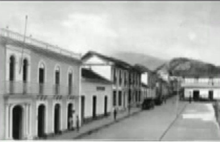 El Gran Terremoto de los Andes. El Gran Terremoto de los Andes de 1894 ocurrió el 28 de abril con epicentro en Chiguará. Fue uno de los desastres más severos del siglo XIX venezolano, destruyendo gran parte de la infraestructura andina y dejando a Mérida en estado crítico. #pais