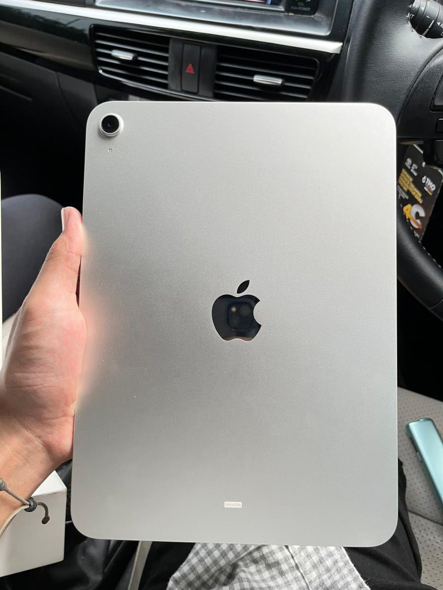 Preloved Account! tweet media