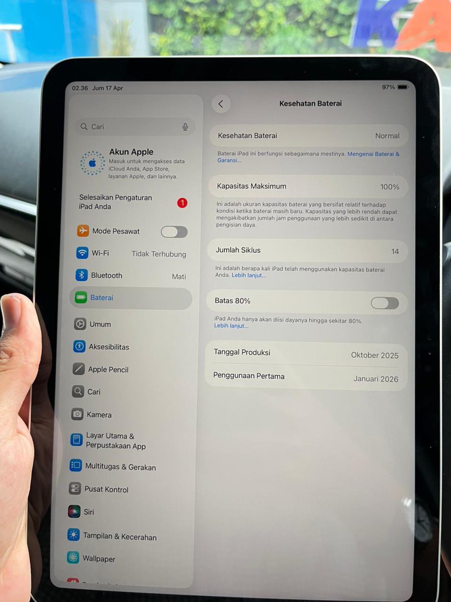 Preloved Account! tweet media