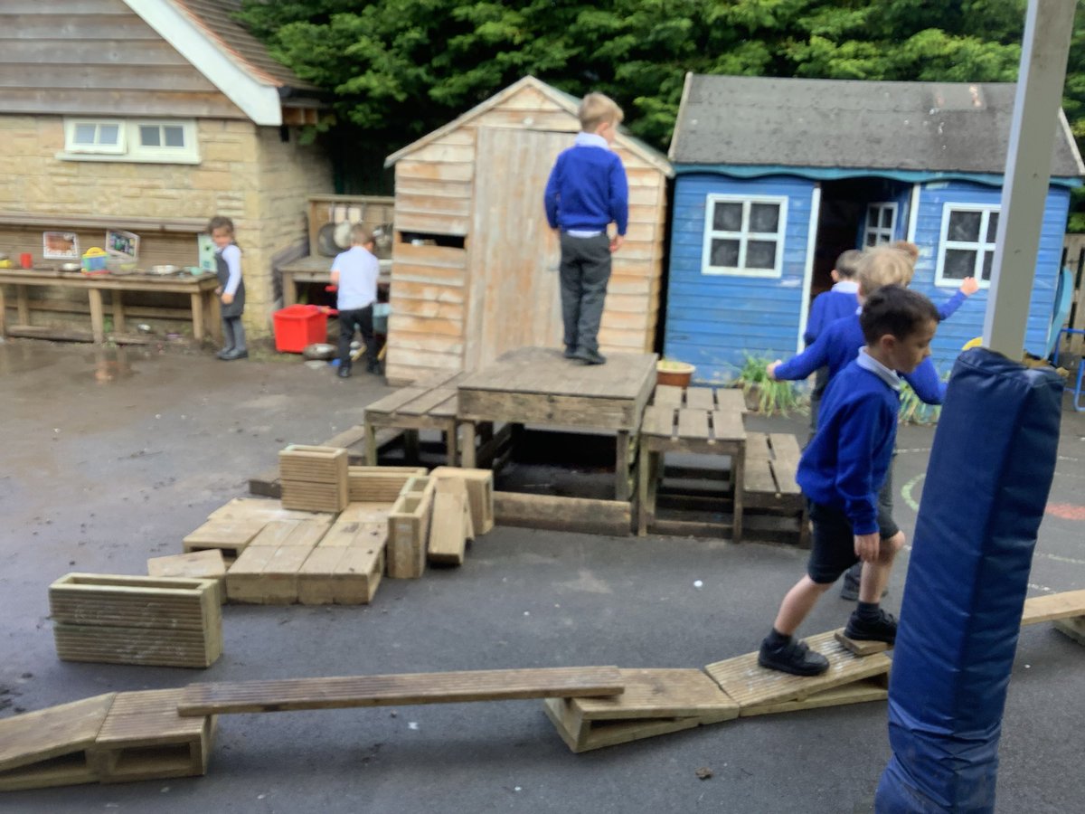 Hedgehogs-SAFontmell-Rec tweet media